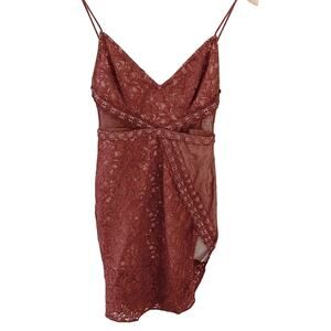NWT StyleStalker Laylor MIDI Lace Dress Size XS